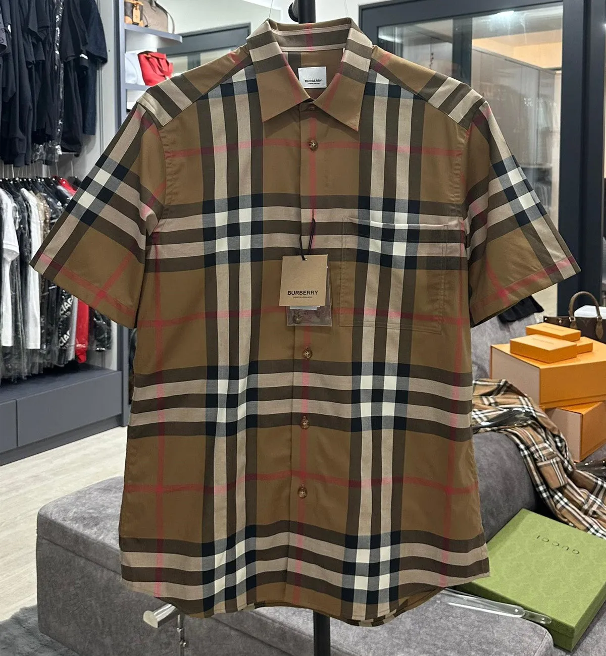 [Pre-used] Burberry Shirt Short Sleeve (Brown)