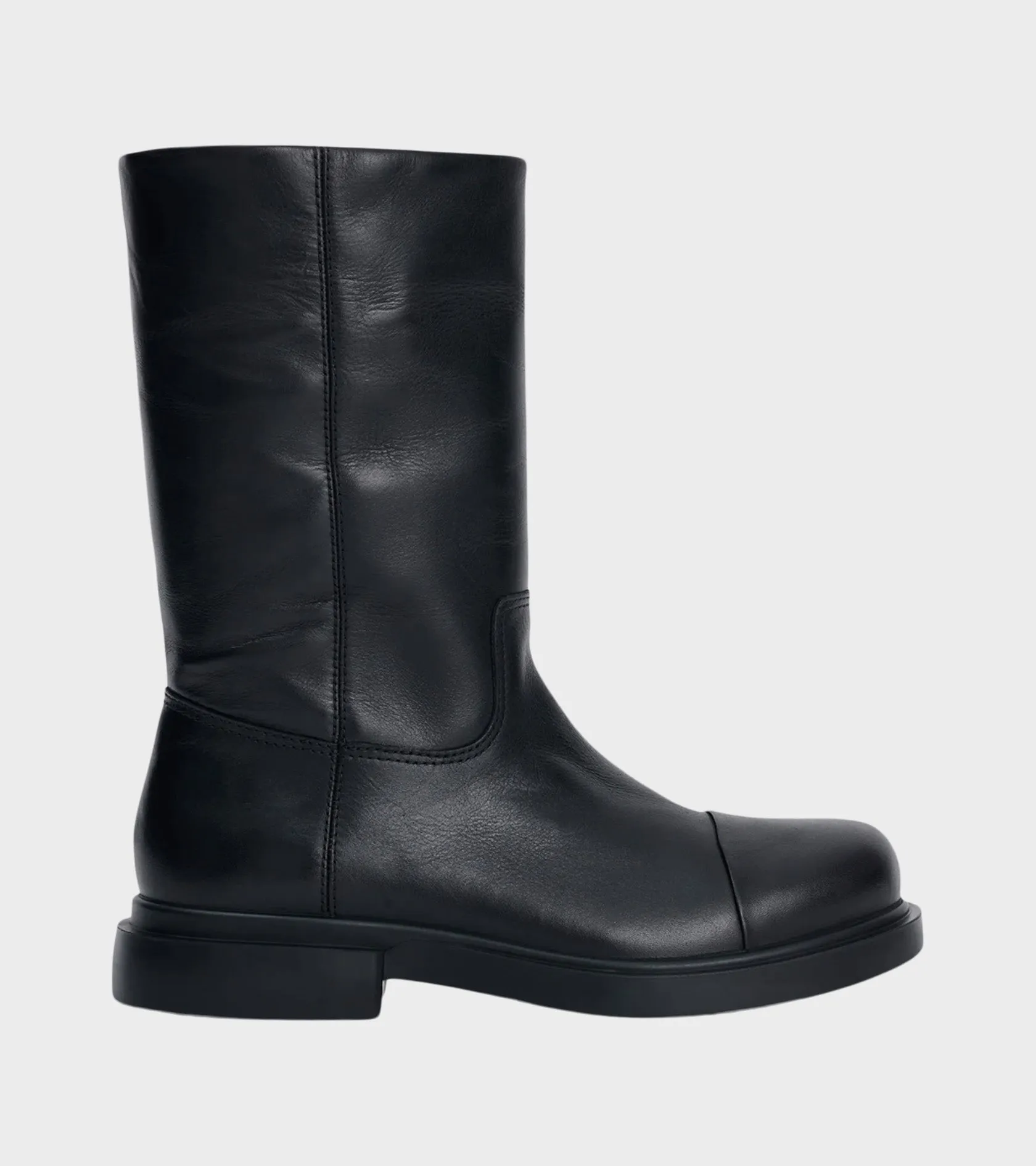 Pull-Up Boot Black